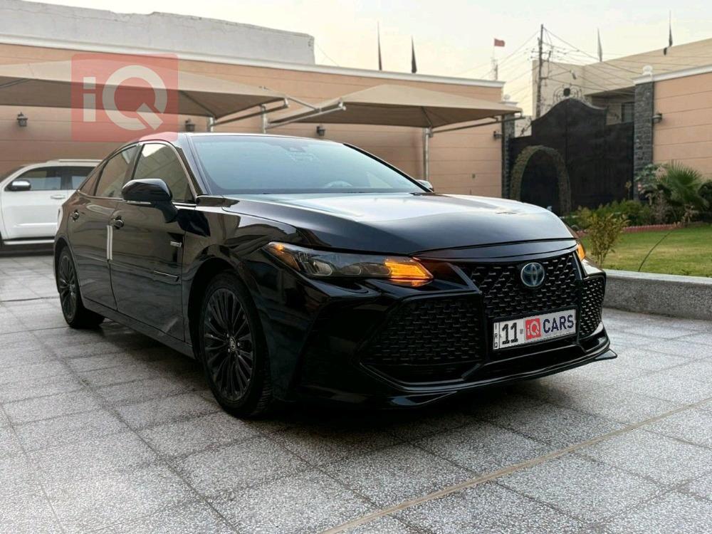 تويوتا أفالون